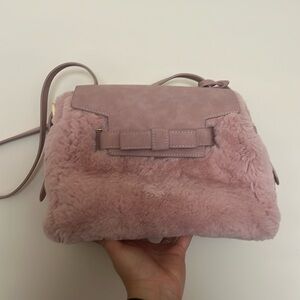 Samantha Thaavasa pink bow fluffy bag